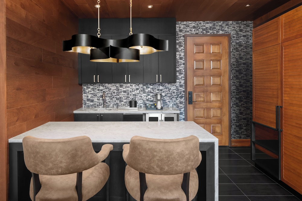 Hotel Fraye Nashville Curio Collection by Hilton - photo 21
