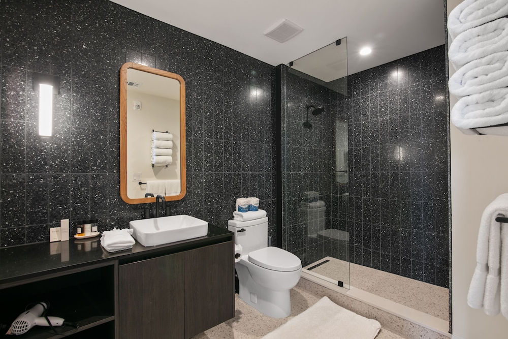 Austin Condo Hotel - photo 727