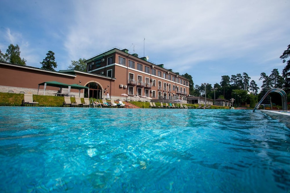 President Hotel - carbon neutral hotel in Zelenogorsk