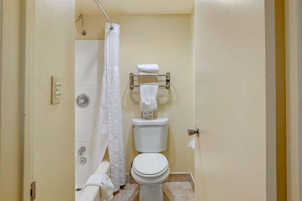 Quality Inn & Suites El Cajon San Diego East - photo 16