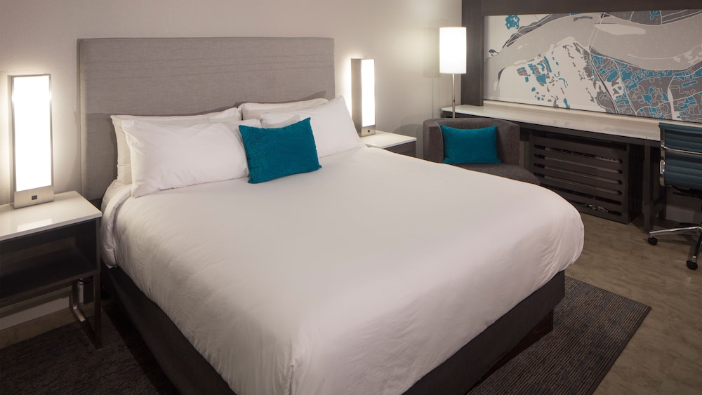 Hotel Indigo Harrisburg Hershey by IHG - photo 12