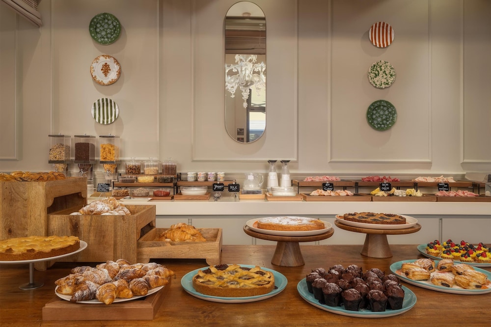 מזון ומשקאות