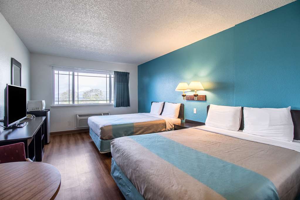 Motel 6 Astoria OR - photo 20