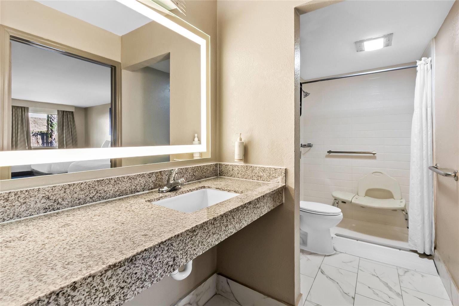 Days Inn by Wyndham Goose Creek - photo 27