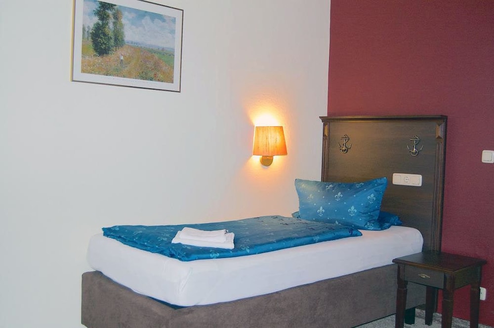Hotel Fränkischer Hof — Kitzingen — photo 4