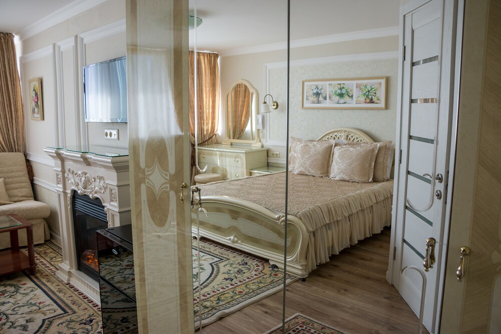Shalanda Plus - last minute hotel in Odessa