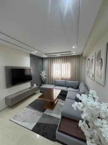 Elegant and comfortable apartment in Tangier Luxury 3BR AC Bright Stay — 4-Star Luxury Hotel in Tangier, Morocco