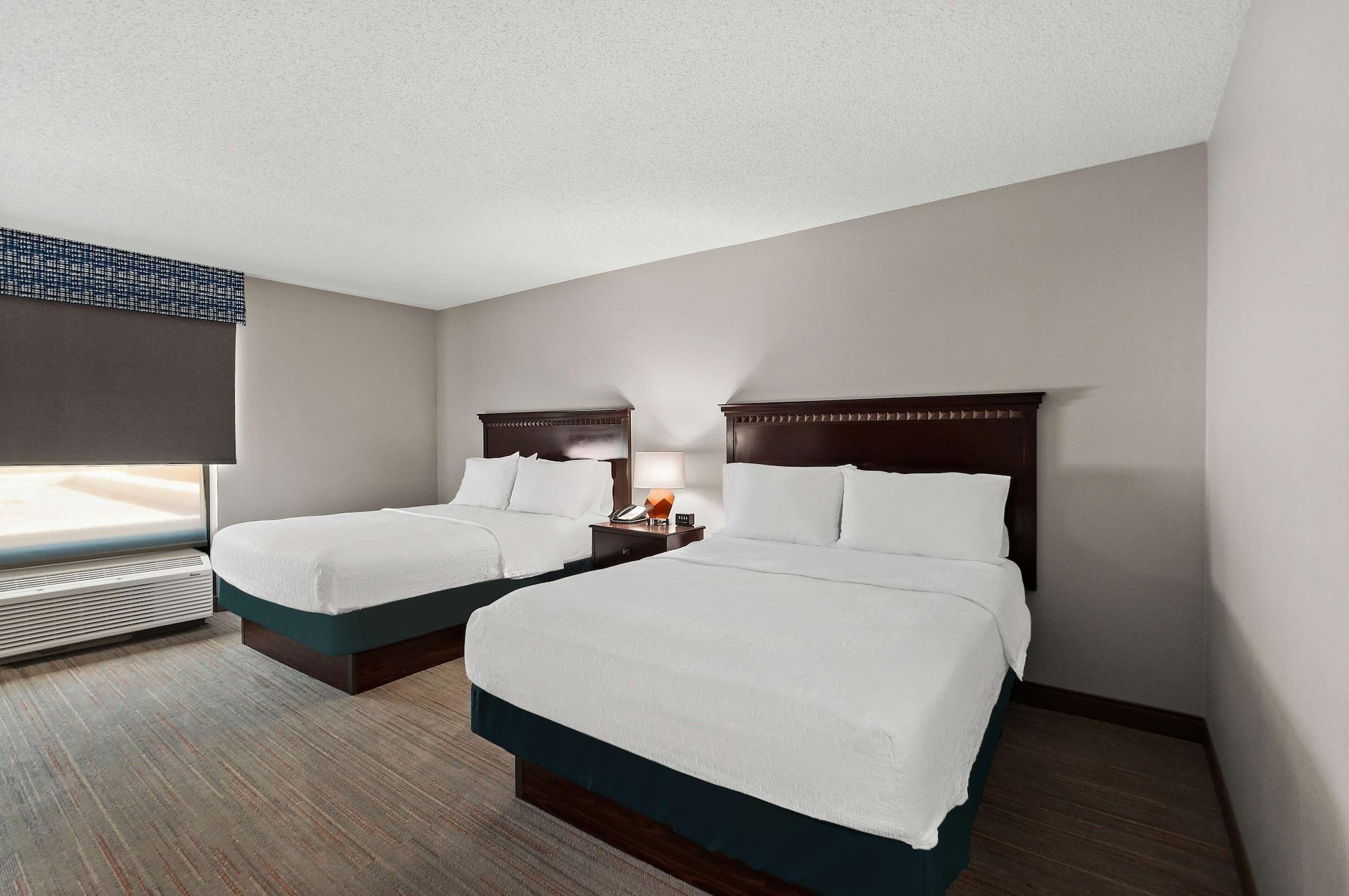 Hampton Inn & Suites Fort Belvoir Alexandria South - photo 9