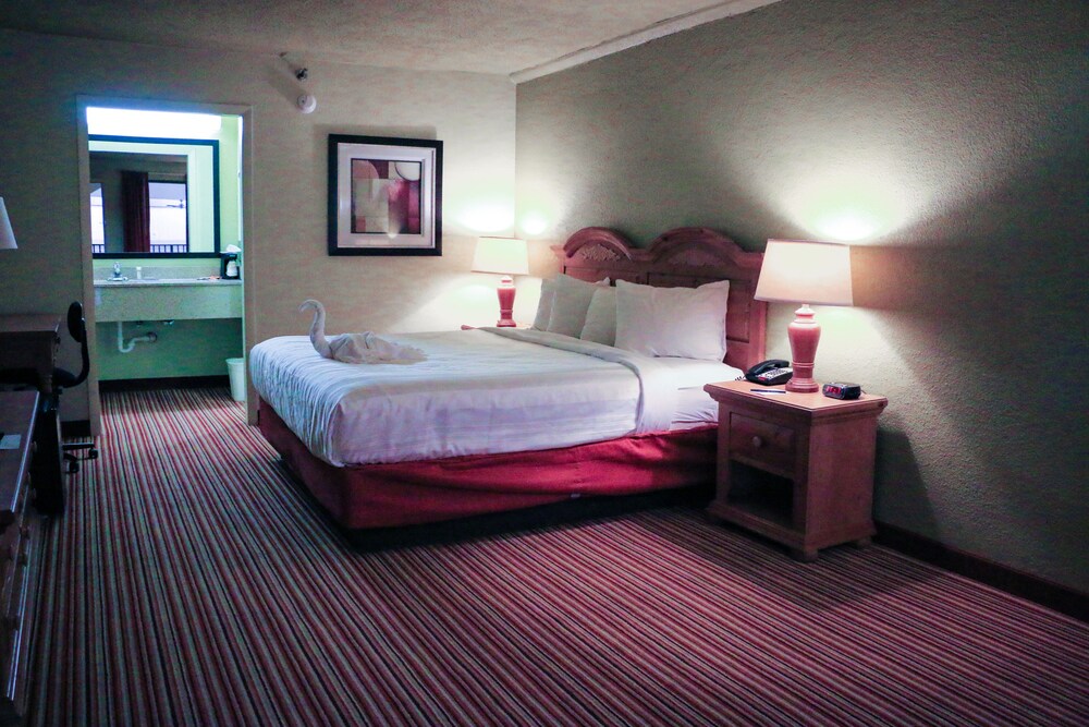 Suite Dreams Hotel - photo 14