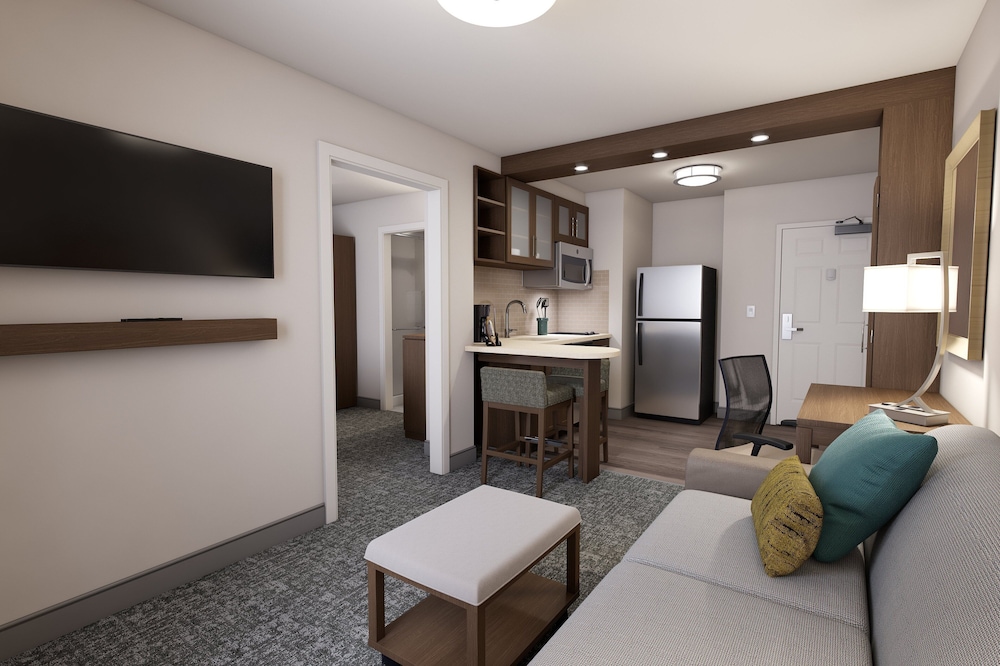 Staybridge Suites Sterling Heights Detroit by IHG - photo 20