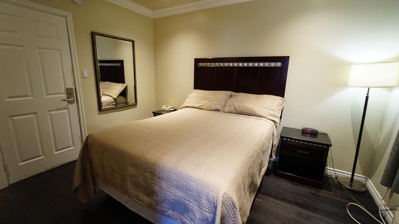 Trylon Hotel Hollywood - photo 15