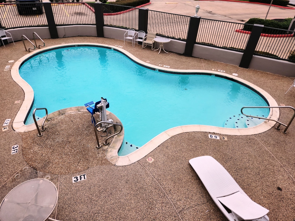 Express Inn Tomball - photo 27