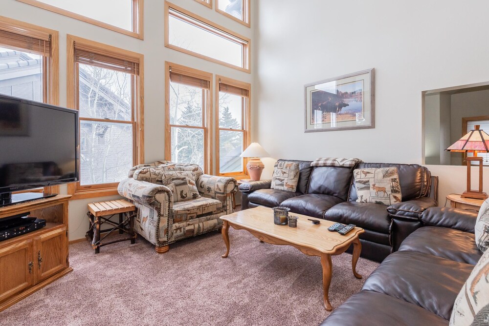 Snowcreek #856 Phase V in Mammoth Lakes, United States