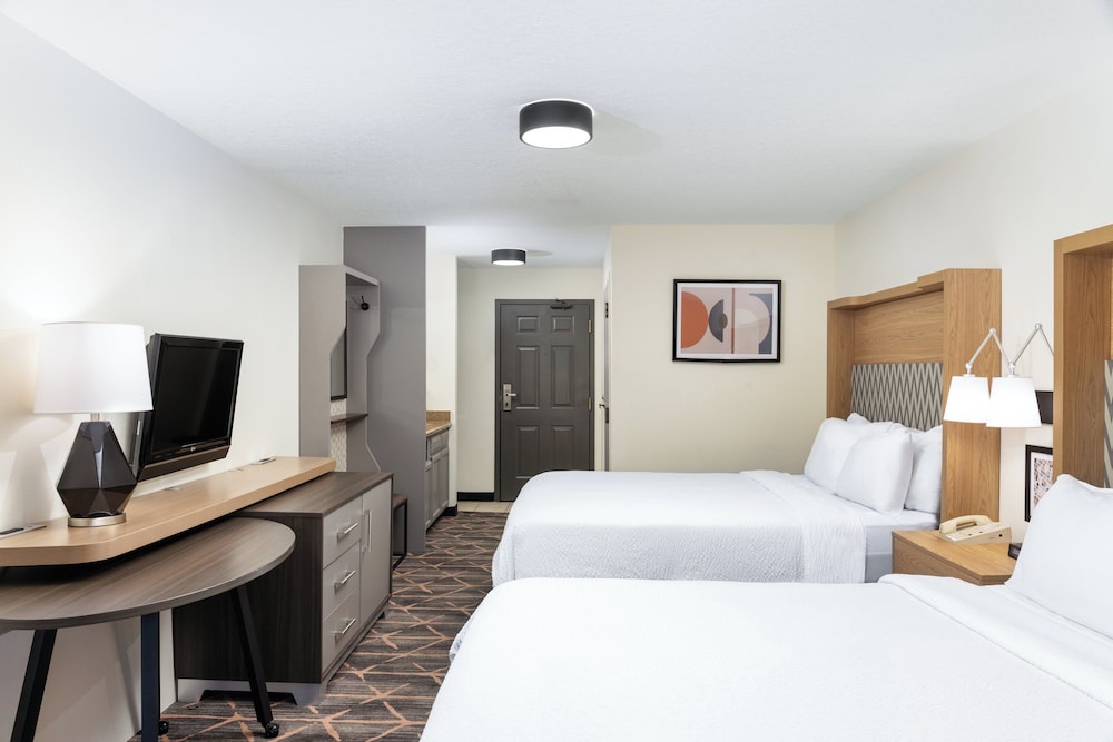 Holiday Inn Redding by IHG - photo 42