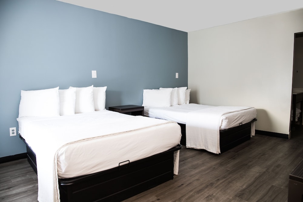 Crystal Inn Eatontown - photo 9