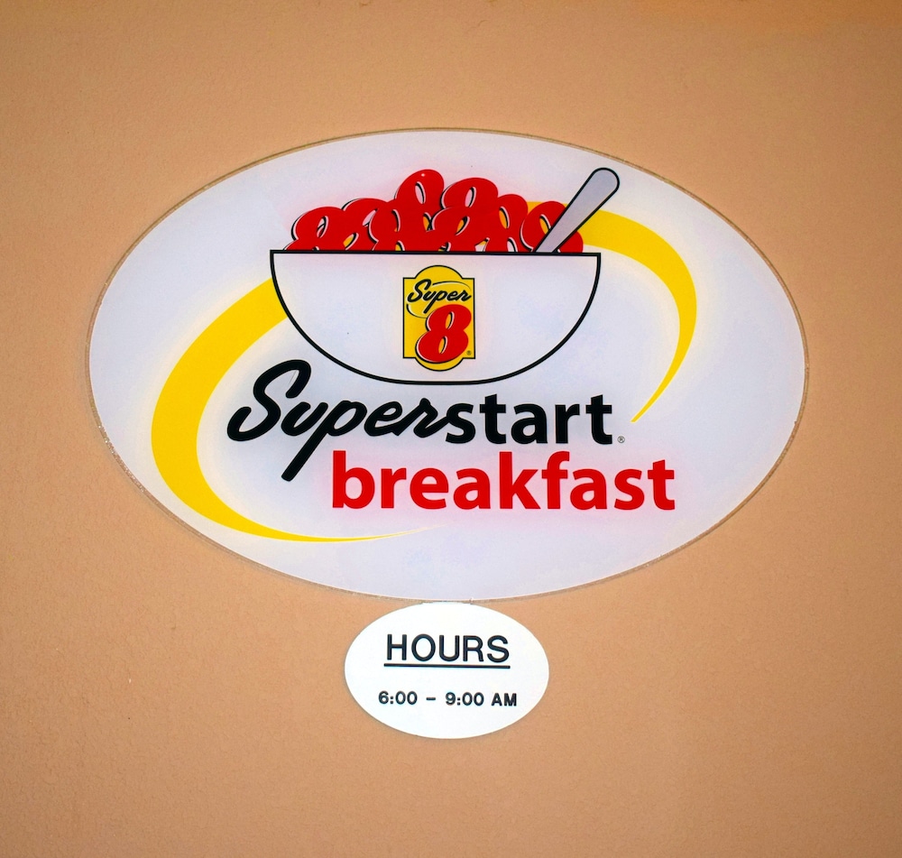 Super 8 by Wyndham Fort Chiswell Wytheville Area - photo 46