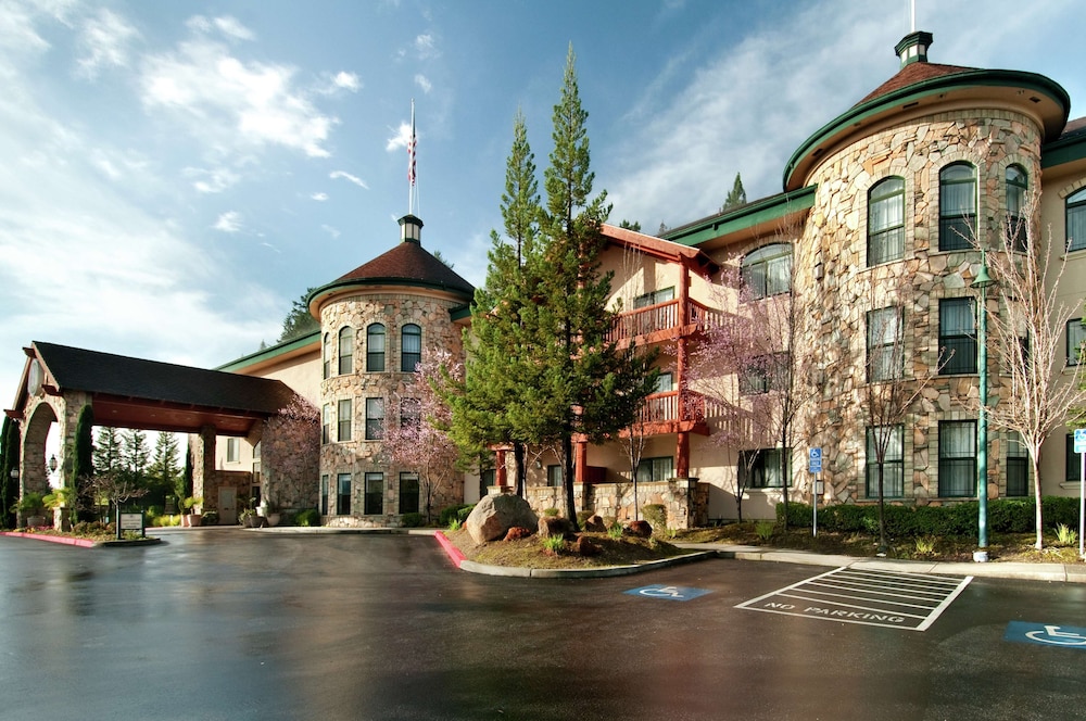Hilton Santa Cruz Scotts Valley - featured photo