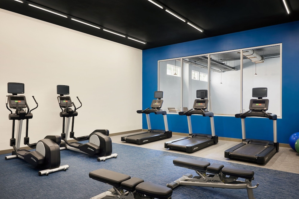 Aloft Leawood Overland Park - photo 13