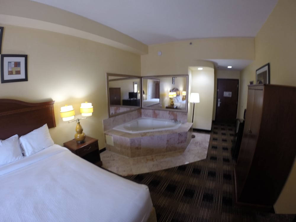 Jameson Inn and Suites Riverdale - photo 13