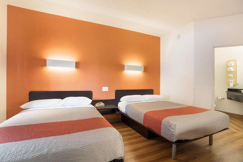 Motel 6 Orlando FL International Dr - photo 13