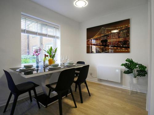 2Bdr Flat Rg1 Free Open Parking