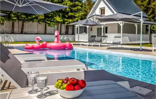 Cozy Home In Kolczewo With Wifi — 5-Star Luxury Hotel in Dziwnow, Poland