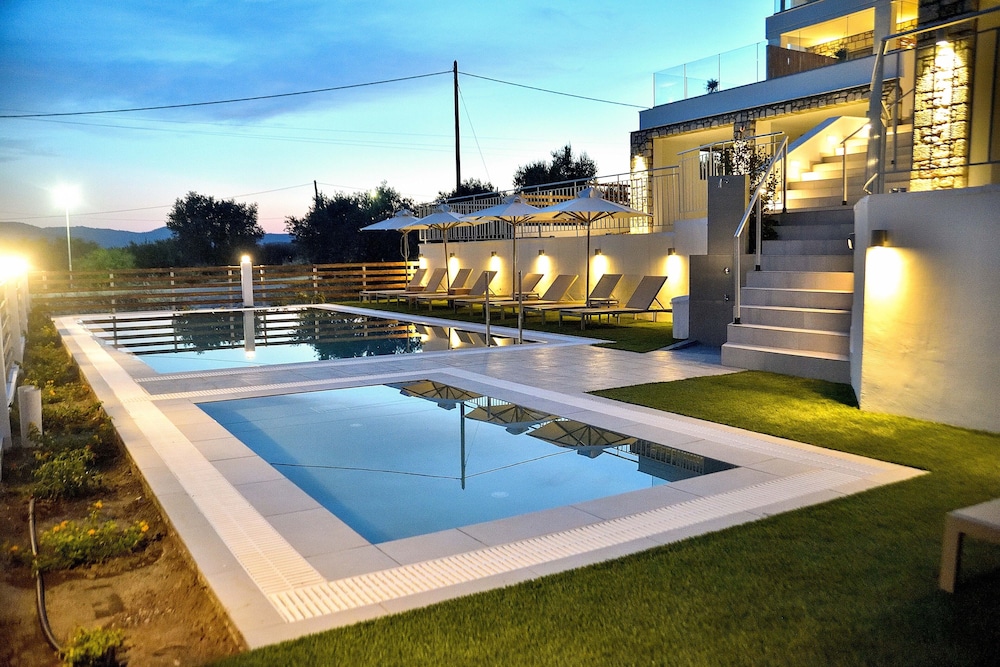 Kouros Stone Suites - last minute hotel in Rodos