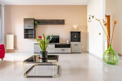 Le Camere di Beppe Ampio e Luminoso Appartamento a Lecce — 4-Star Luxury Hotel in Lecce, Italy
