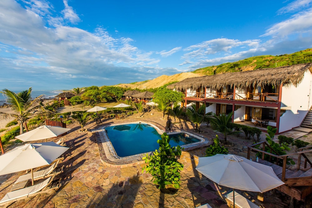 Balihai Bungalows in Cancas, Peru