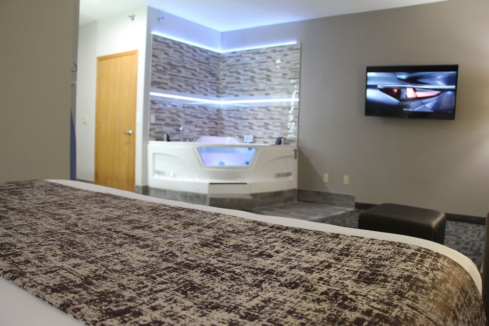 Westbridge Inn & Suites Carrollton - photo 10