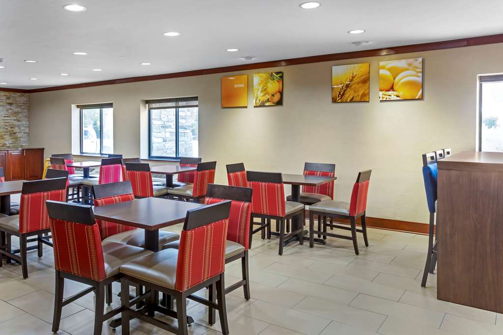 Comfort Inn Hoffman Estates Schaumburg - photo 26
