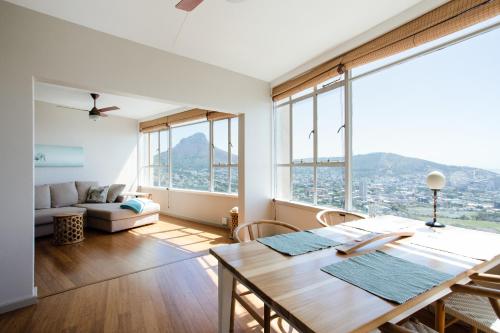 Breathtaking views brand new renovated apartment