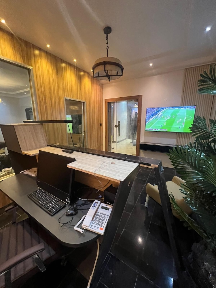 De Loccville Place in Port Harcourt, Nigeria