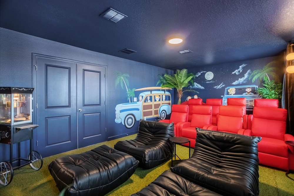 Upstay Lakeview Mansion w Pool Spa and Cinema - photo 63
