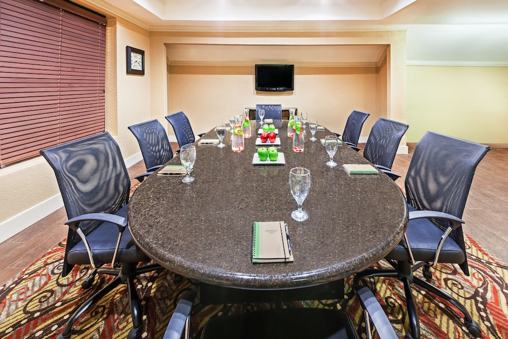 Holiday Inn Tyler Conference Center by IHG - photo 46