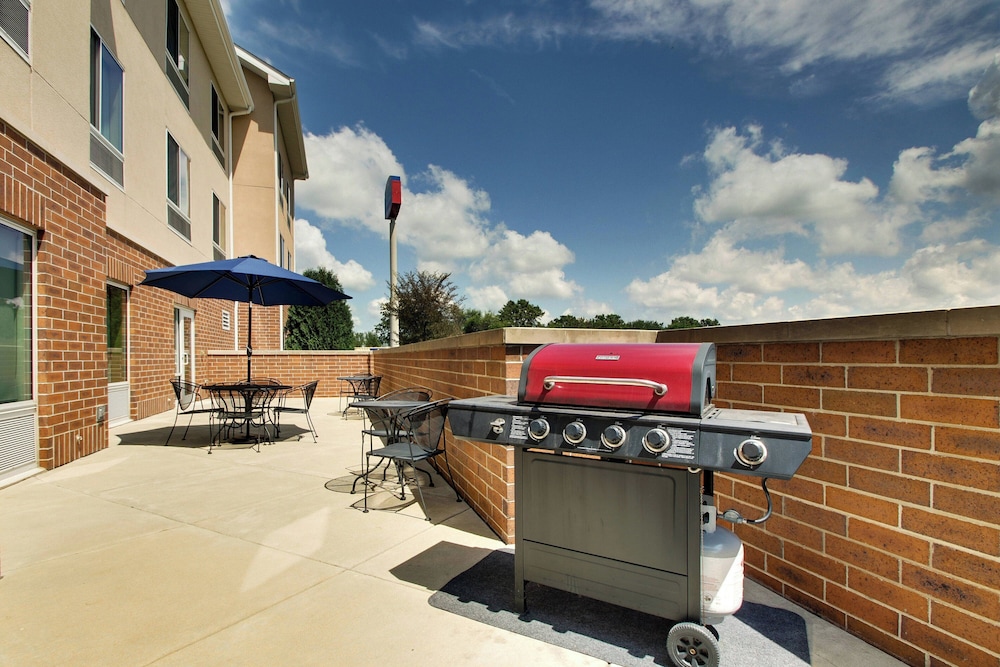 Fairfield Inn & Suites by Marriott Ottawa Starved Rock Area - photo 42