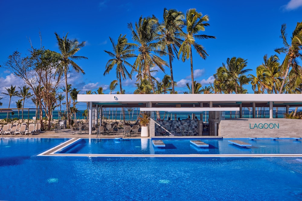 Hotel Riu Turquoise All Inclusive in Grande Riviere Noire, Mauritius