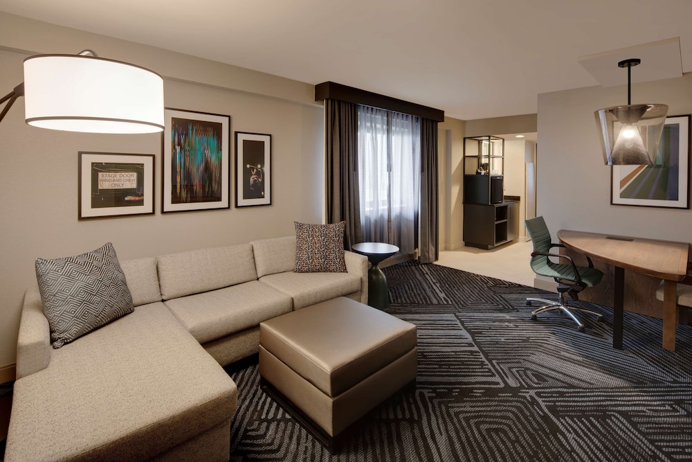 Embassy Suites by Hilton San Rafael at Marin Center - photo 21