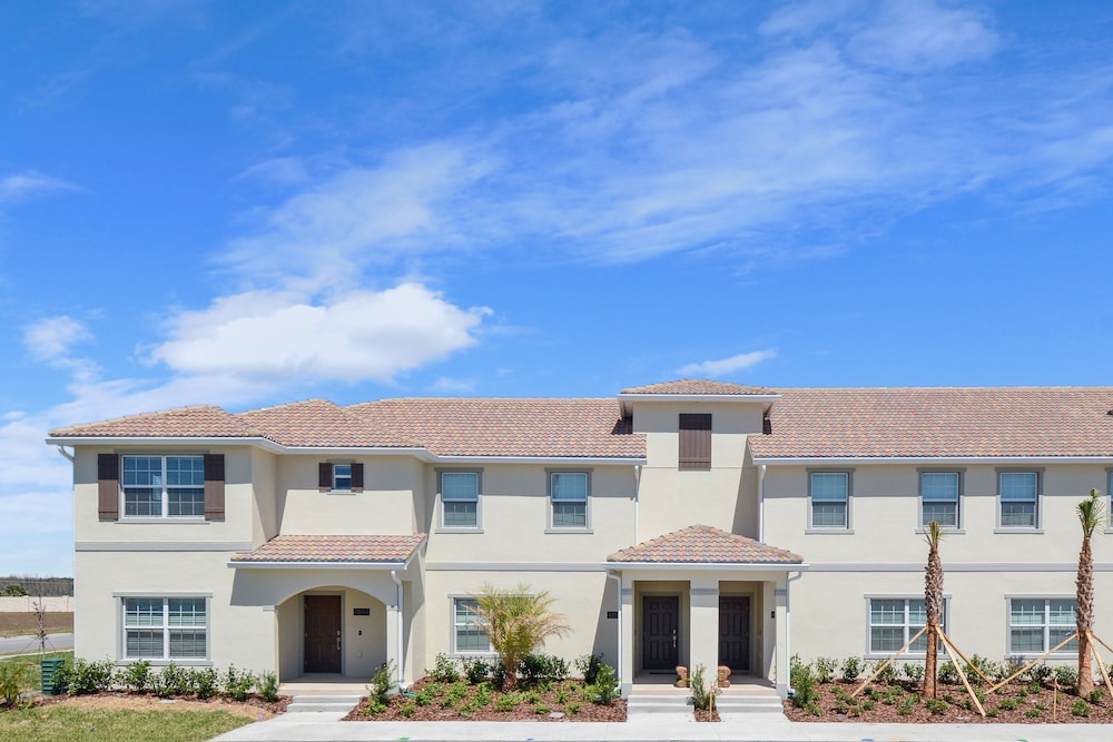 Family Friendly 4Bd PV Pool @ Storey L Resort 4896 — 4-Star Luxury Hotel in Kissimmee, United States