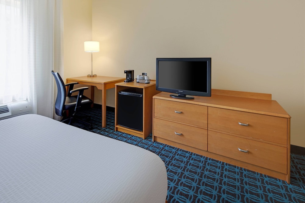 Fairfield Inn & Suites by Marriott Austin University Area - photo 10