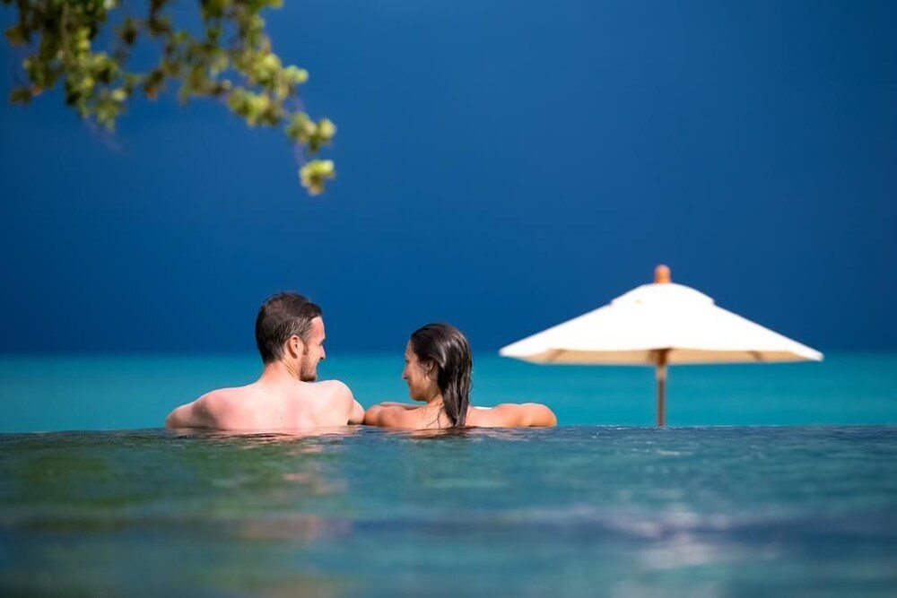 Sea Dance Resort — 4-Star Luxury Hotel in Koh Samui, Thailand