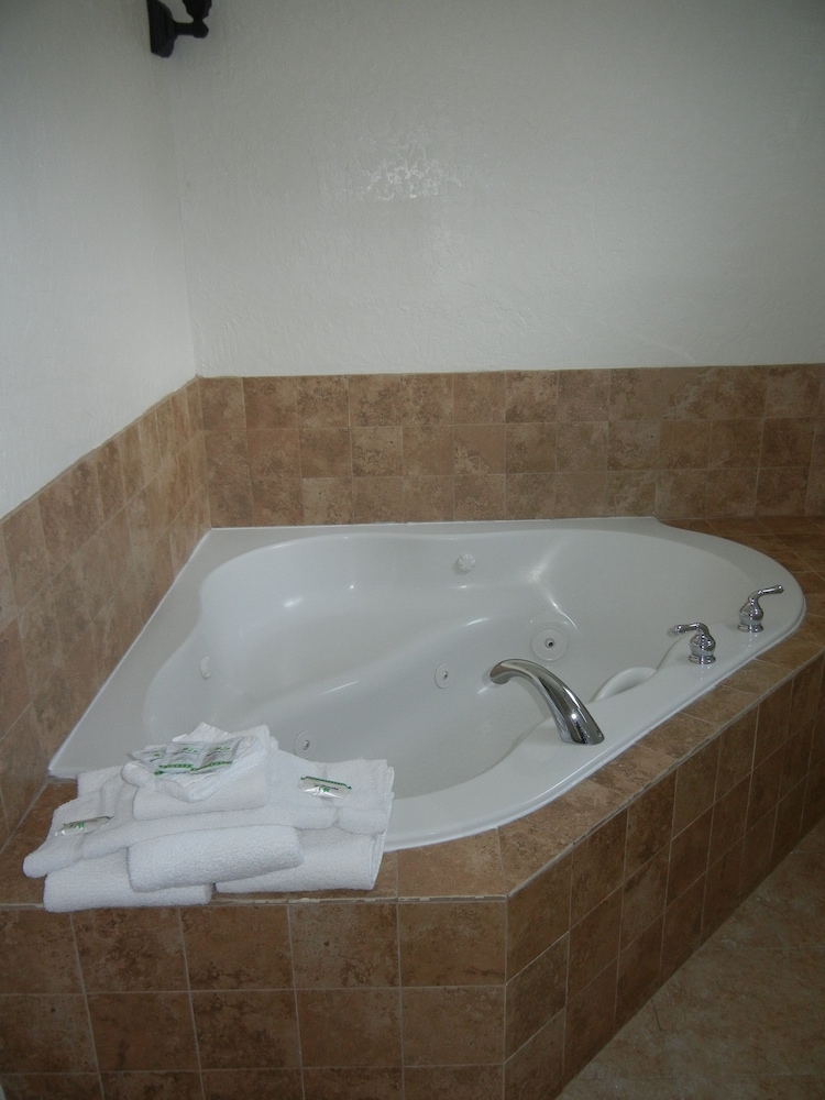 Tahoe Hacienda Inn - photo 37