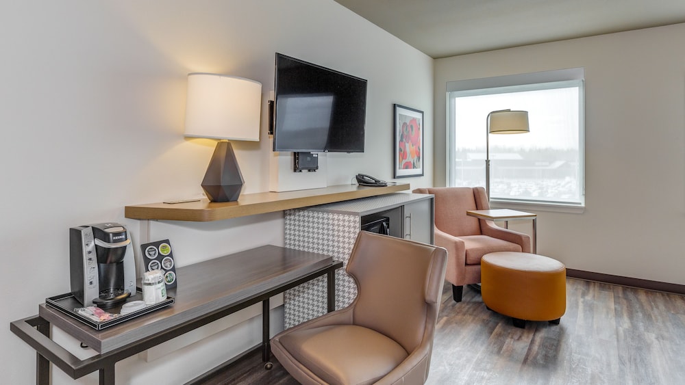 Holiday Inn & Suites Bellingham by IHG - photo 52