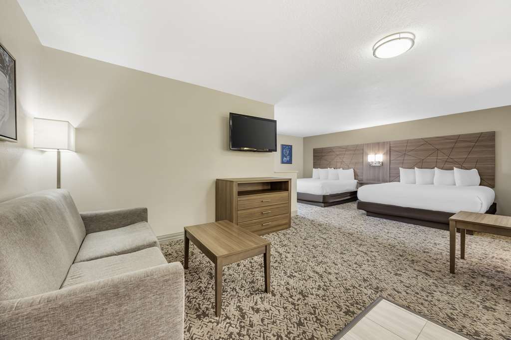 Best Western Plus Grand Manor Inn - photo 26