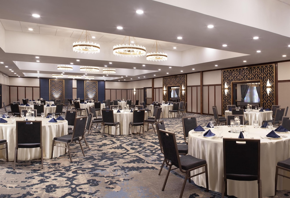 Hotel Royer Urbana Champaign Tapestry Collection by Hilton - photo 47