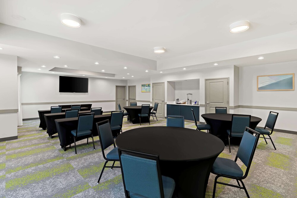 Spark by Hilton Little Rock West - photo 28