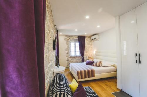 Sir George Luxury Suites — 4-Star Luxury Hotel in Split, Croatia