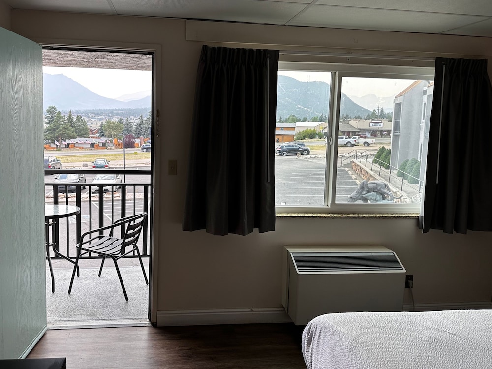Expedition Lodge Estes Park - photo 38