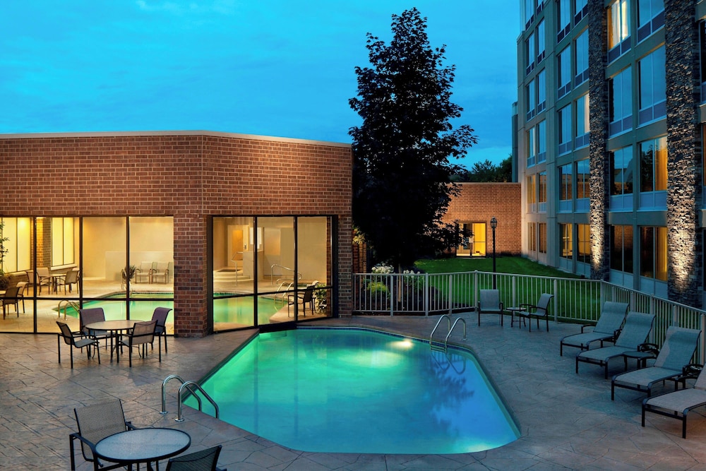 Sheraton Ann Arbor Hotel - photo 43