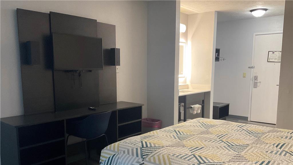Motel 6 Omaha IAT West - photo 9
